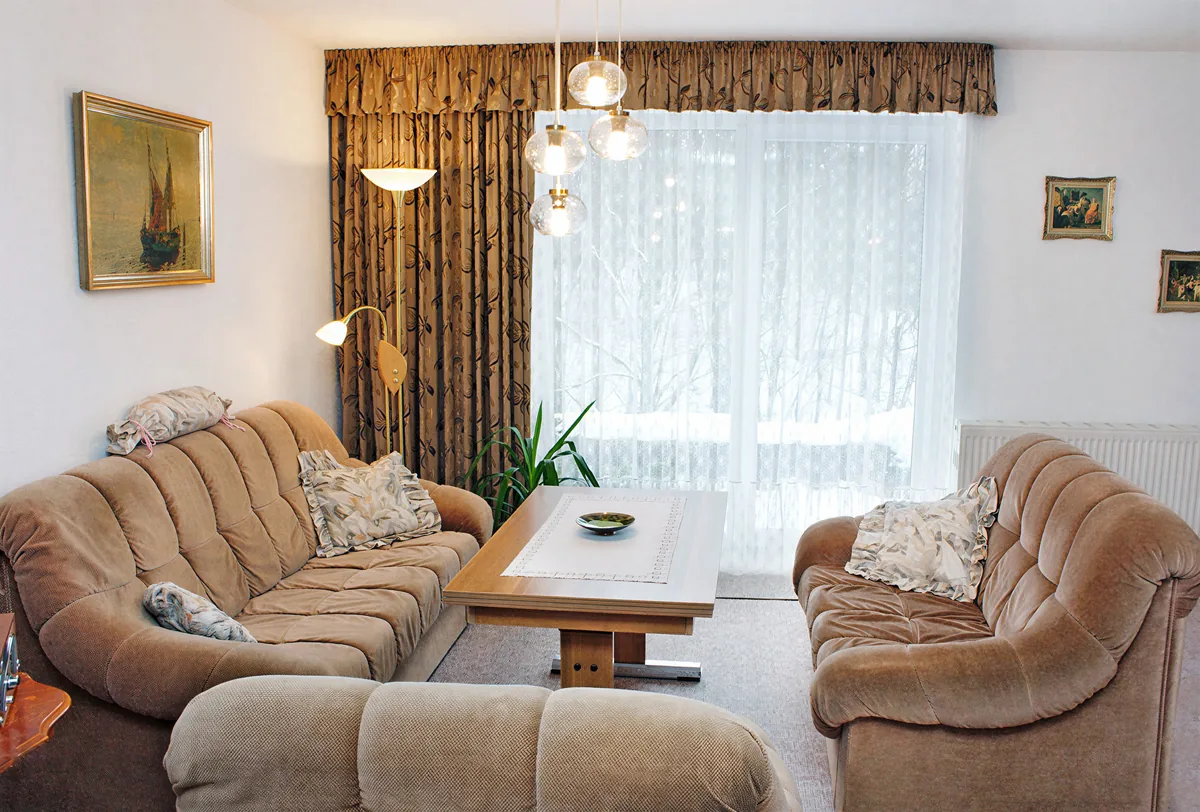 Helle Wohnstube der Ferienwohnung 4